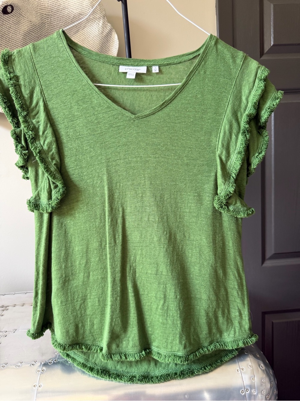 Chicos Vibrant Green V-Neck Ruffle Sleeve Top